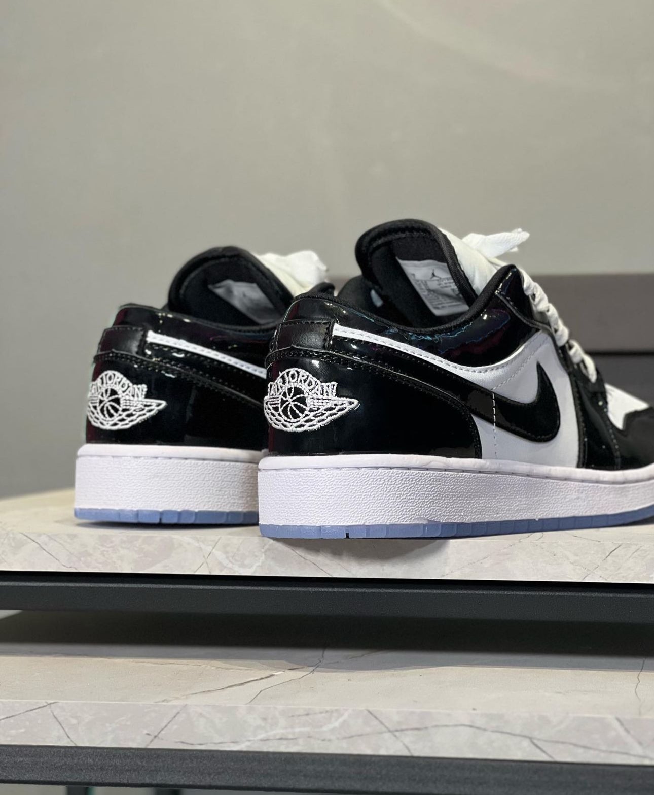NIKE SB LOW CHAROL BLANCO NEGRO