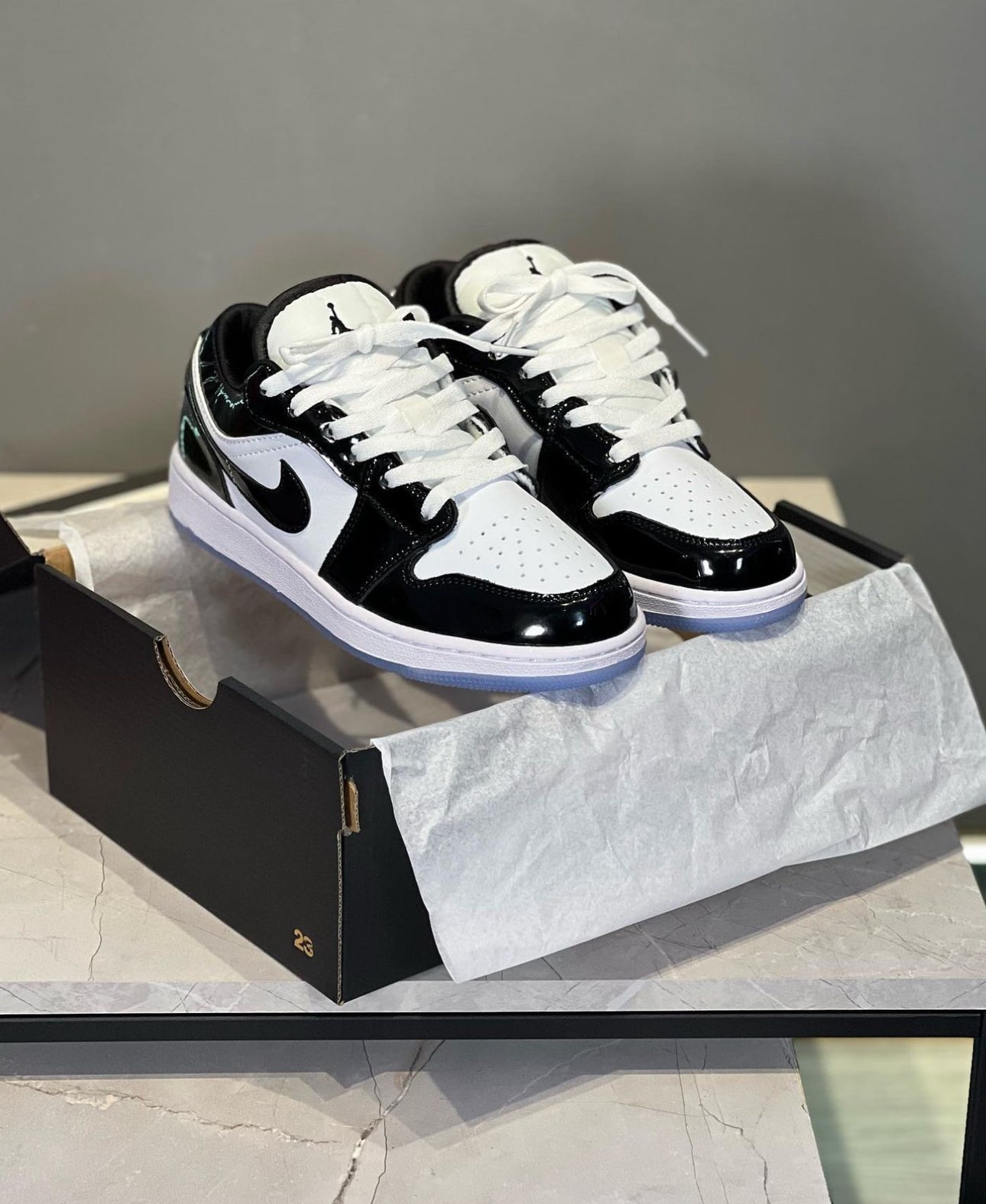 NIKE SB LOW CHAROL BLANCO NEGRO