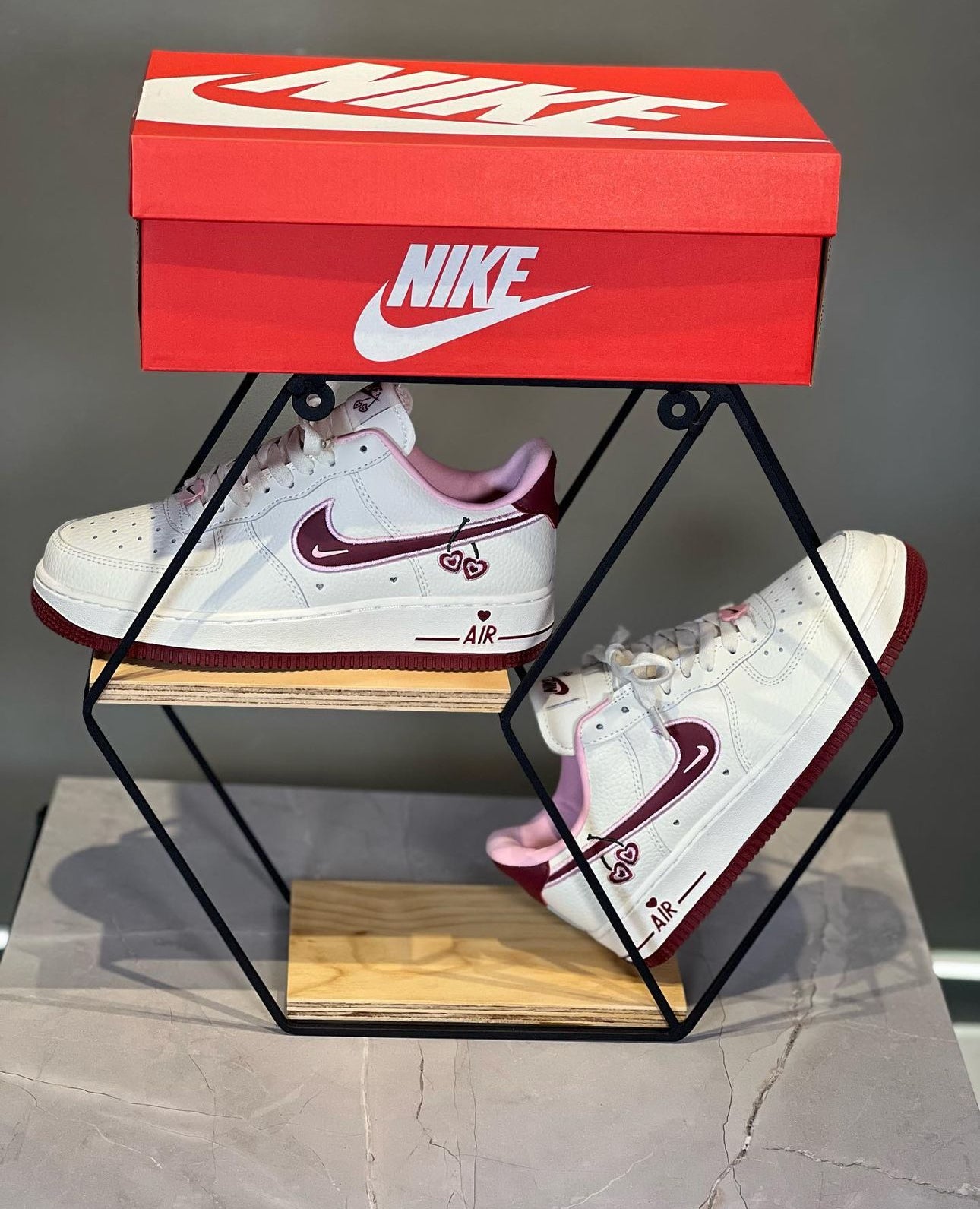 NIKE AF1 MORADO